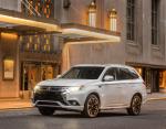 Mitsubishi Outlander PHEV 2017 года (NA)